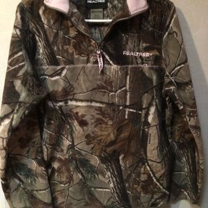 Realtree pullover